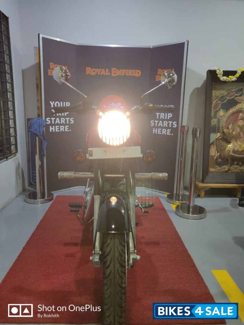 Royal Enfield Classic 350 Redditch Red Royal Enfield Classic 350 Redditch Red