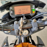 Black Gold Suzuki Gixxer ABS