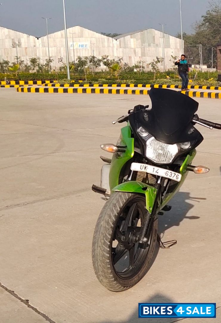 Honda CBR 150R Honda CBR 150R