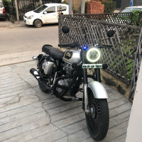 Royal Enfield Classic 350