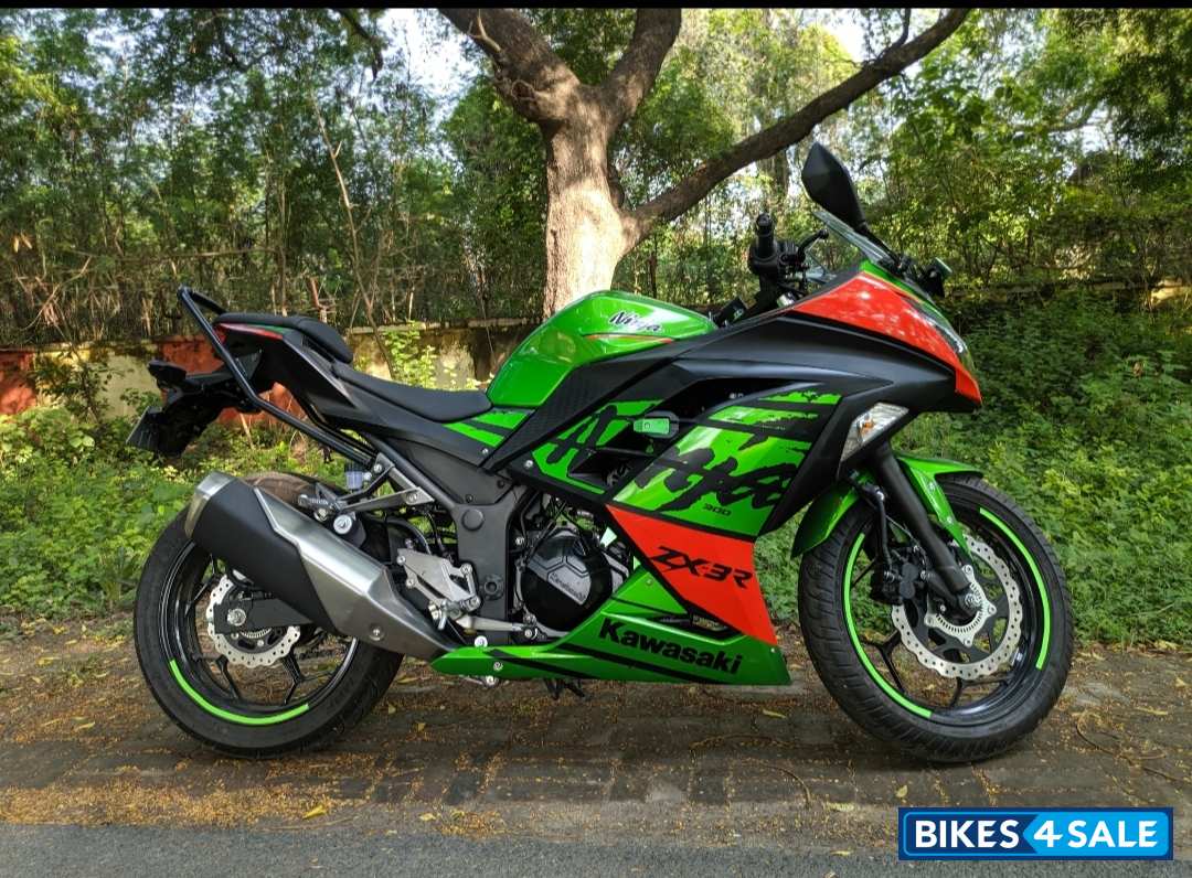 Gæstfrihed Give æggelederne Used 2019 model Kawasaki Ninja 300R for sale in Kanpur Nagar. ID 317479.  Green colour - Bikes4Sale