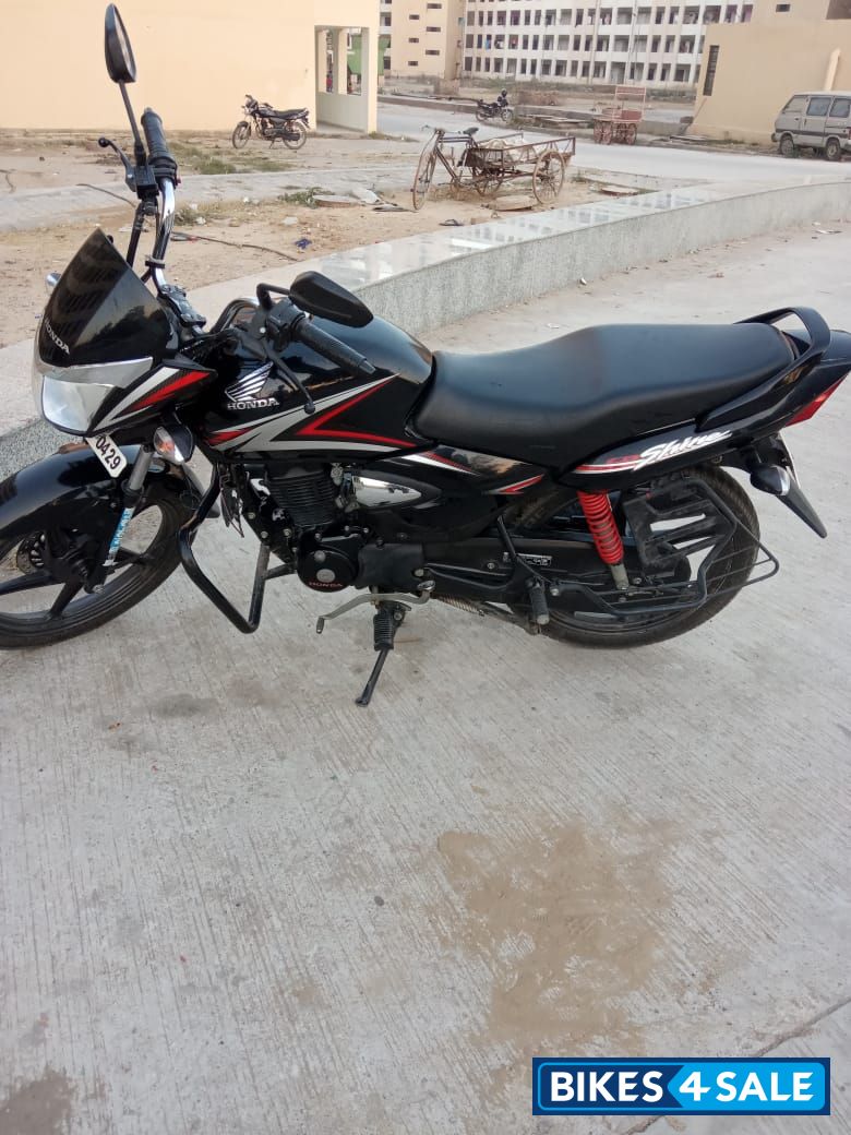 Honda CB Shine