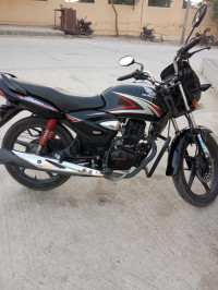 Black Honda CB Shine
