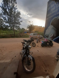 Royal Enfield Bullet Standard 350 1975 Model