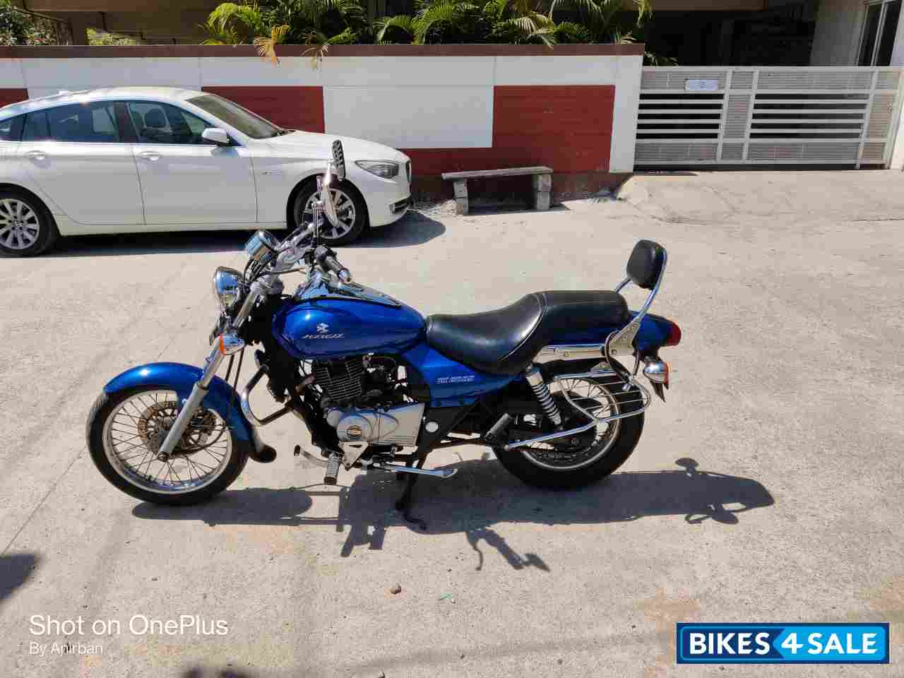 Bajaj Avenger 220 DTS-i Bajaj Avenger 220 DTS-i
