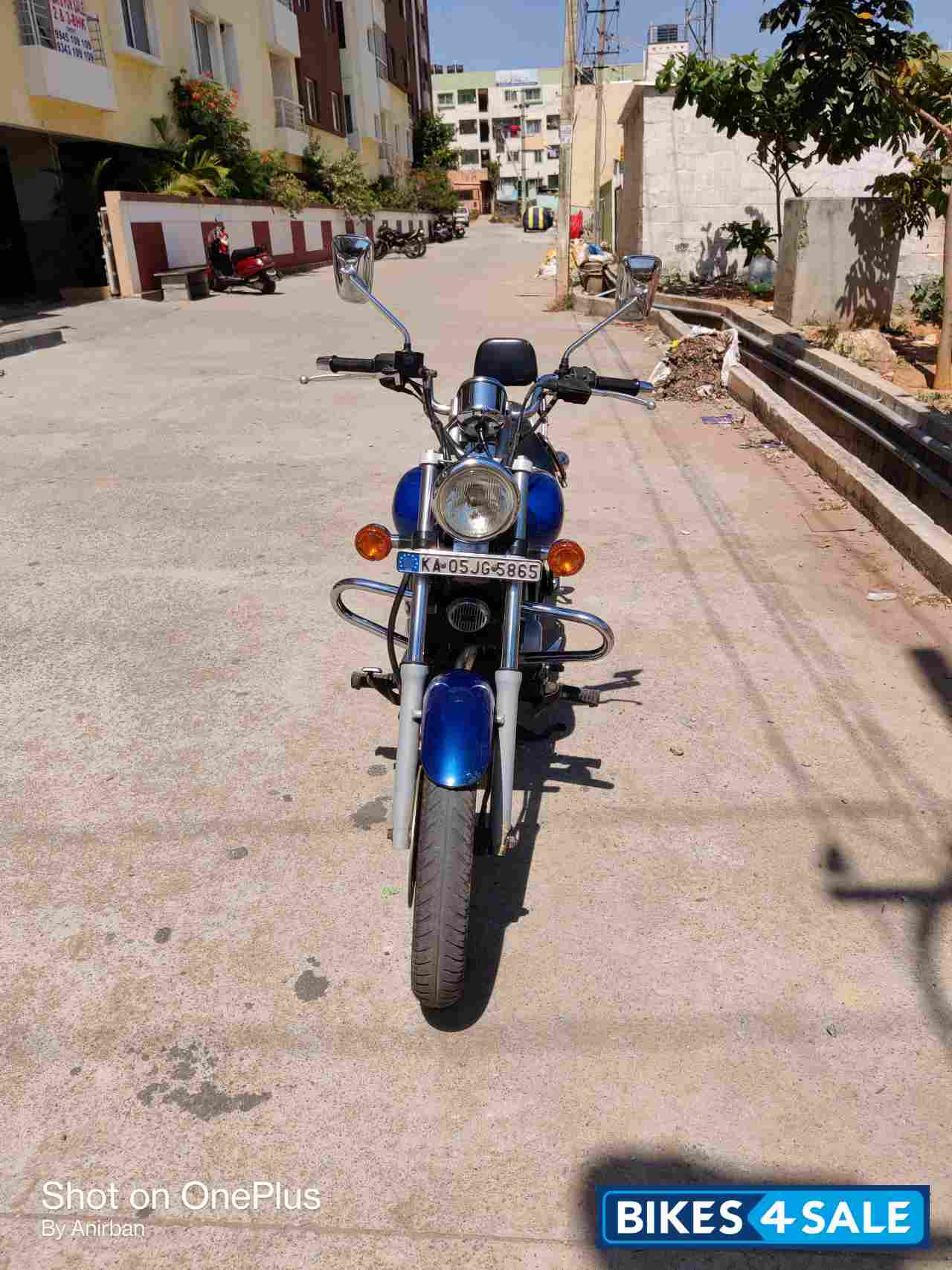 Bajaj Avenger 220 DTS-i Bajaj Avenger 220 DTS-i