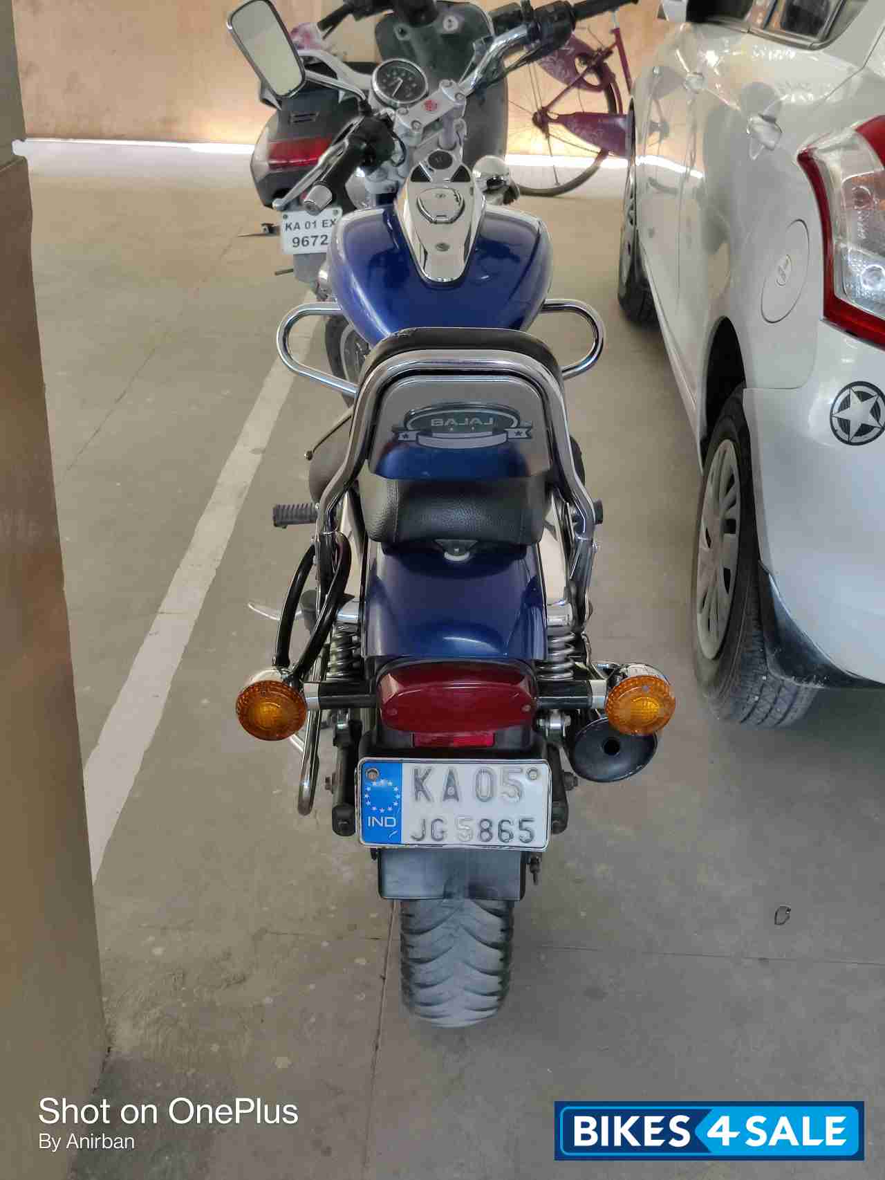 Bajaj Avenger 220 DTS-i Bajaj Avenger 220 DTS-i