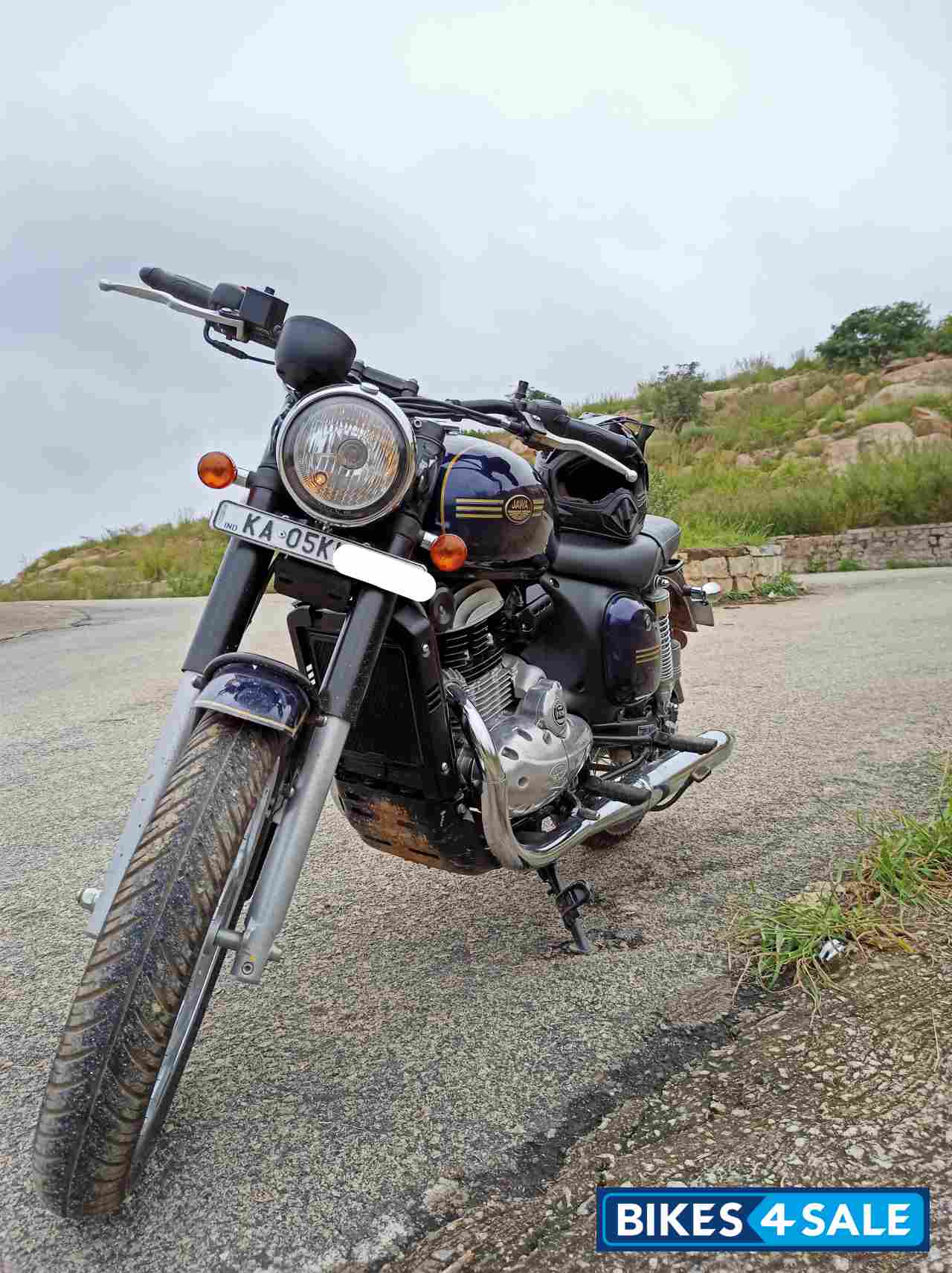 Nebula Blue Jawa forty two BS6