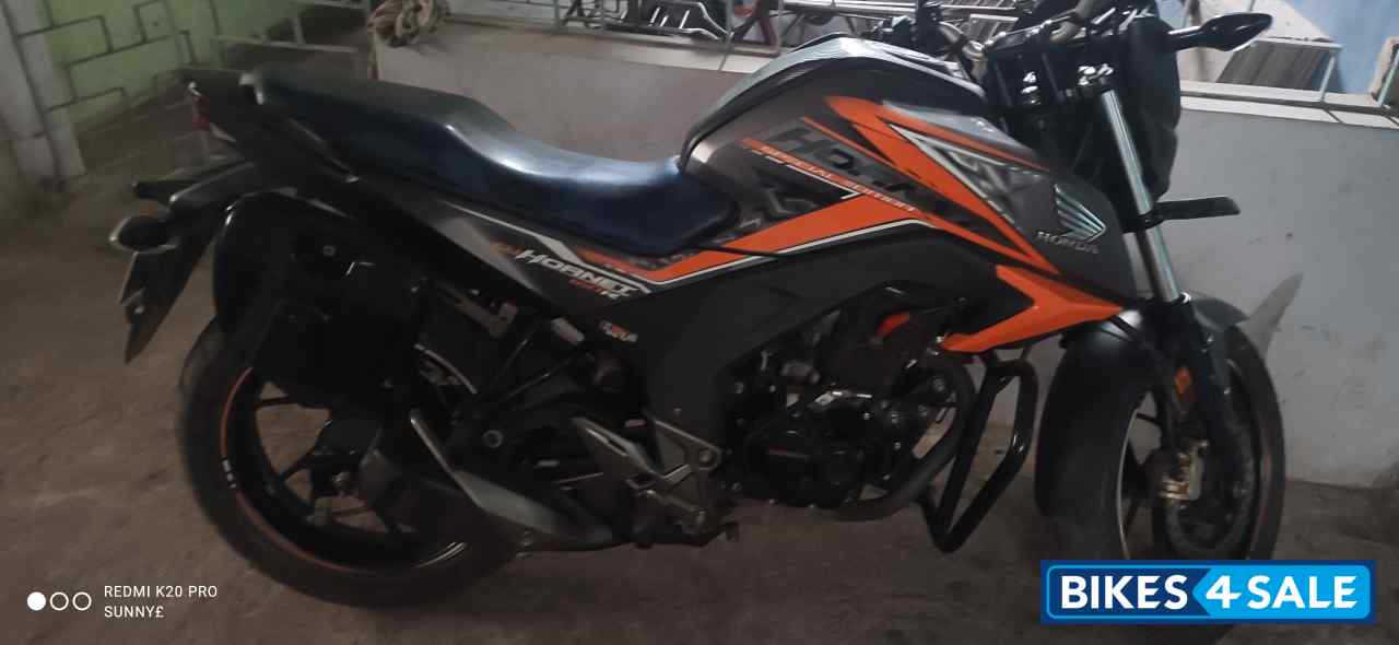 Honda CB Hornet 160R ABS