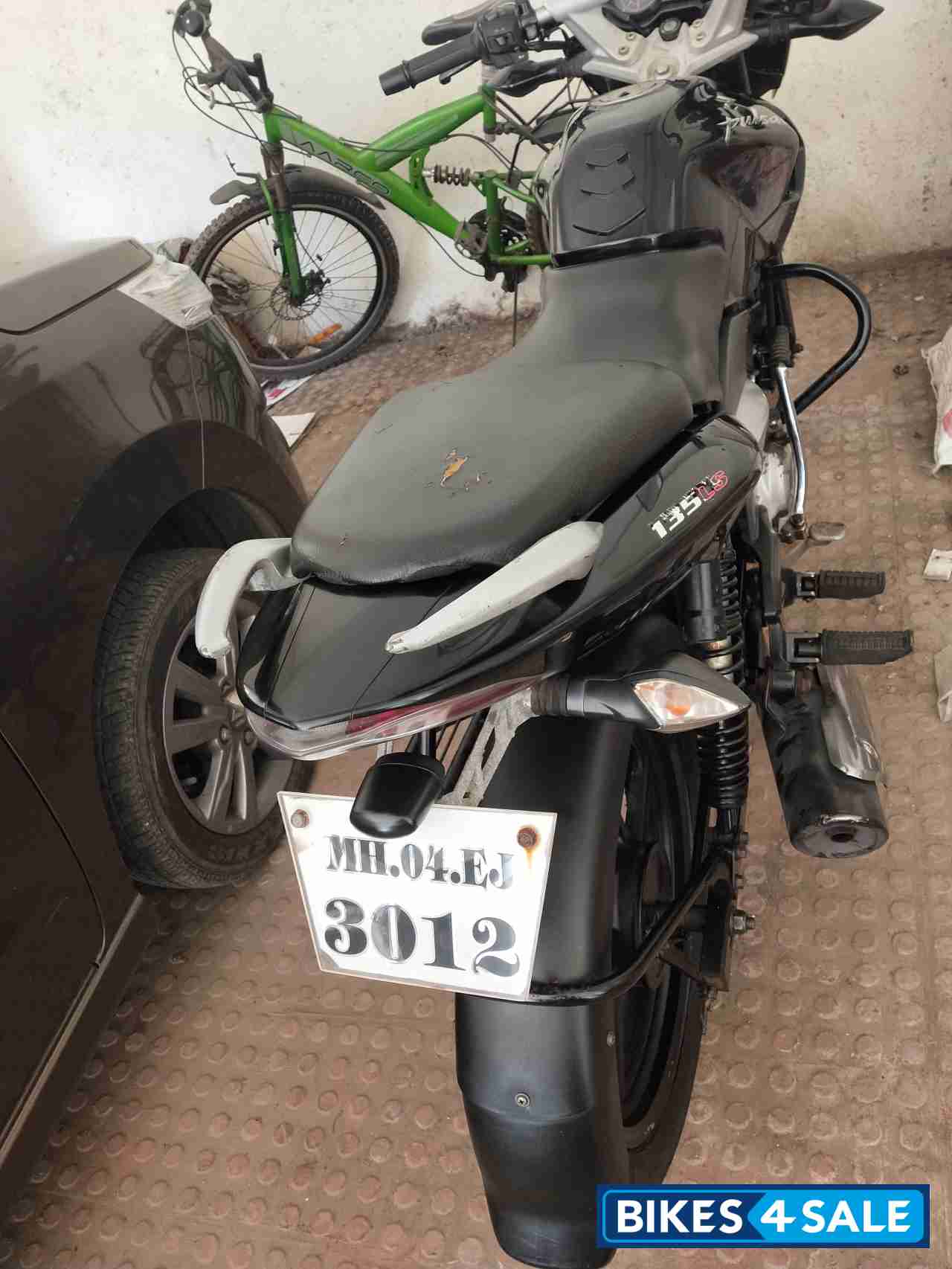 Black Bajaj Pulsar