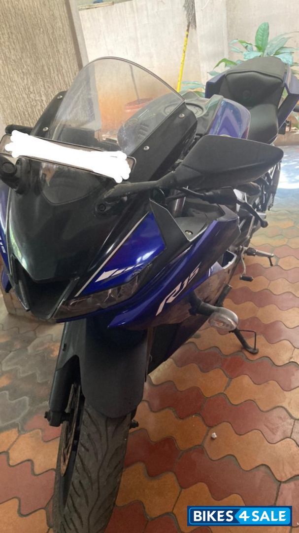 Blue Yamaha YZF R15 V3