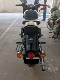 Squadron Blue Royal Enfield Classic 500