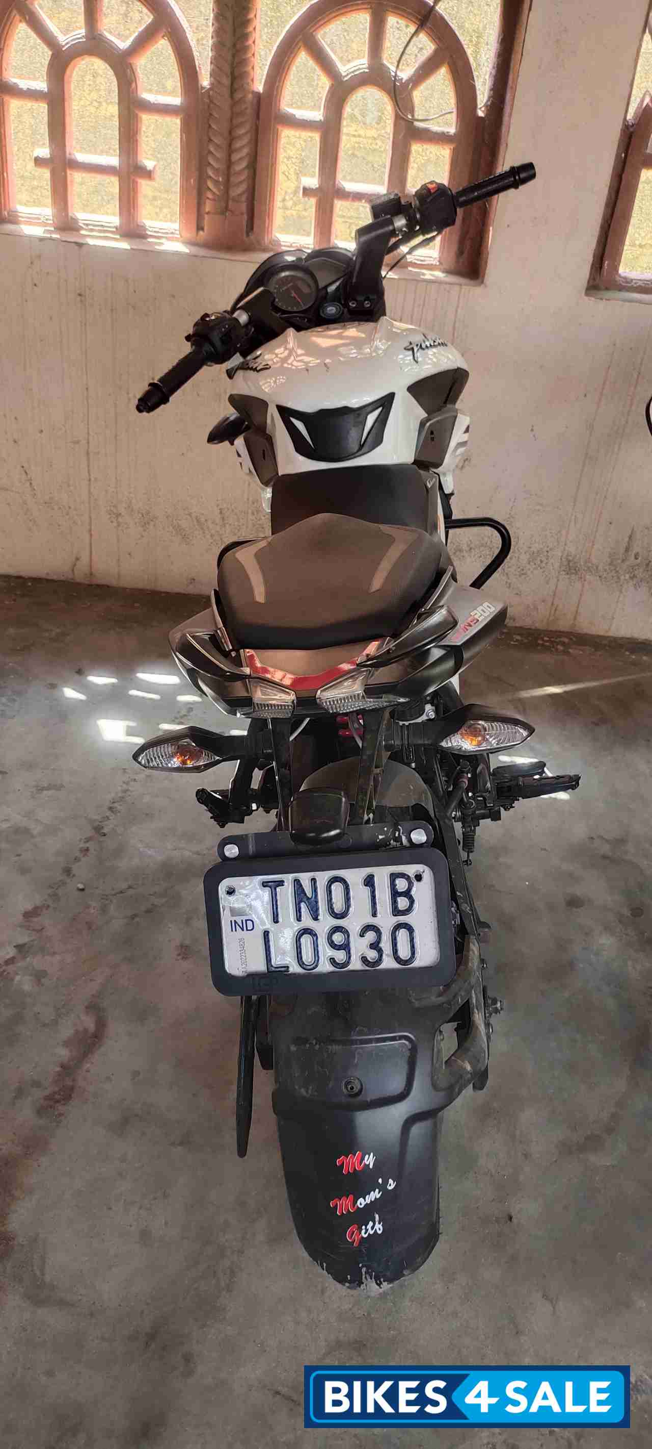 Bajaj Pulsar 200 NS Bajaj Pulsar 200 NS