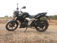 Black TVS Apache RTR 160 4V