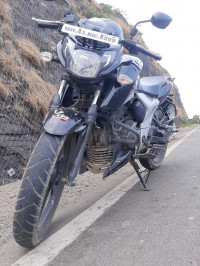Black TVS Apache RTR 160 4V