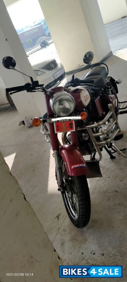 Mahroon Royal Enfield Classic 350