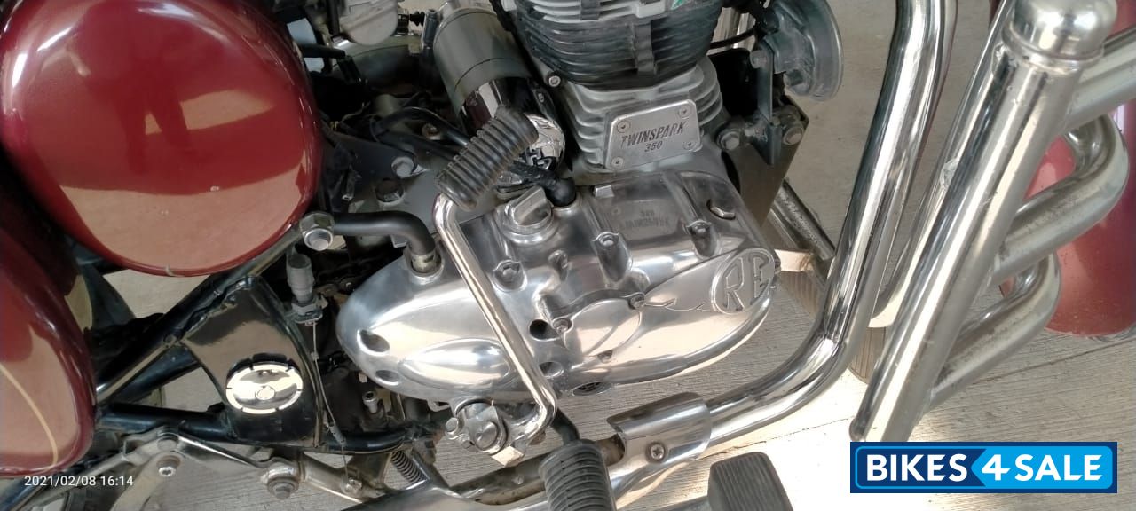 Mahroon Royal Enfield Classic 350 Mahroon Royal Enfield Classic 350