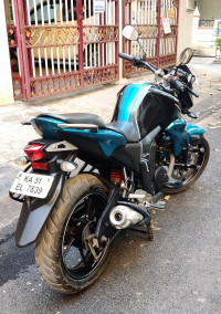 Blue Yamaha FZ-S FI V2