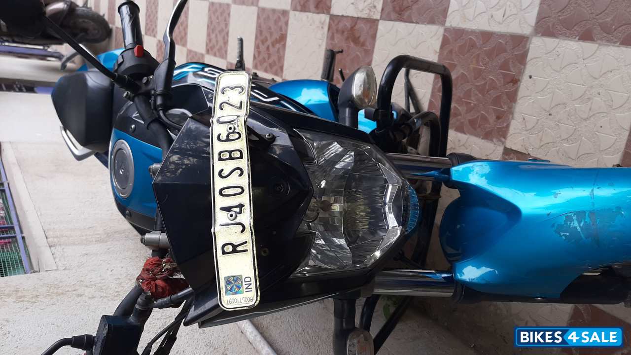 Blue Yamaha FZ FI V2