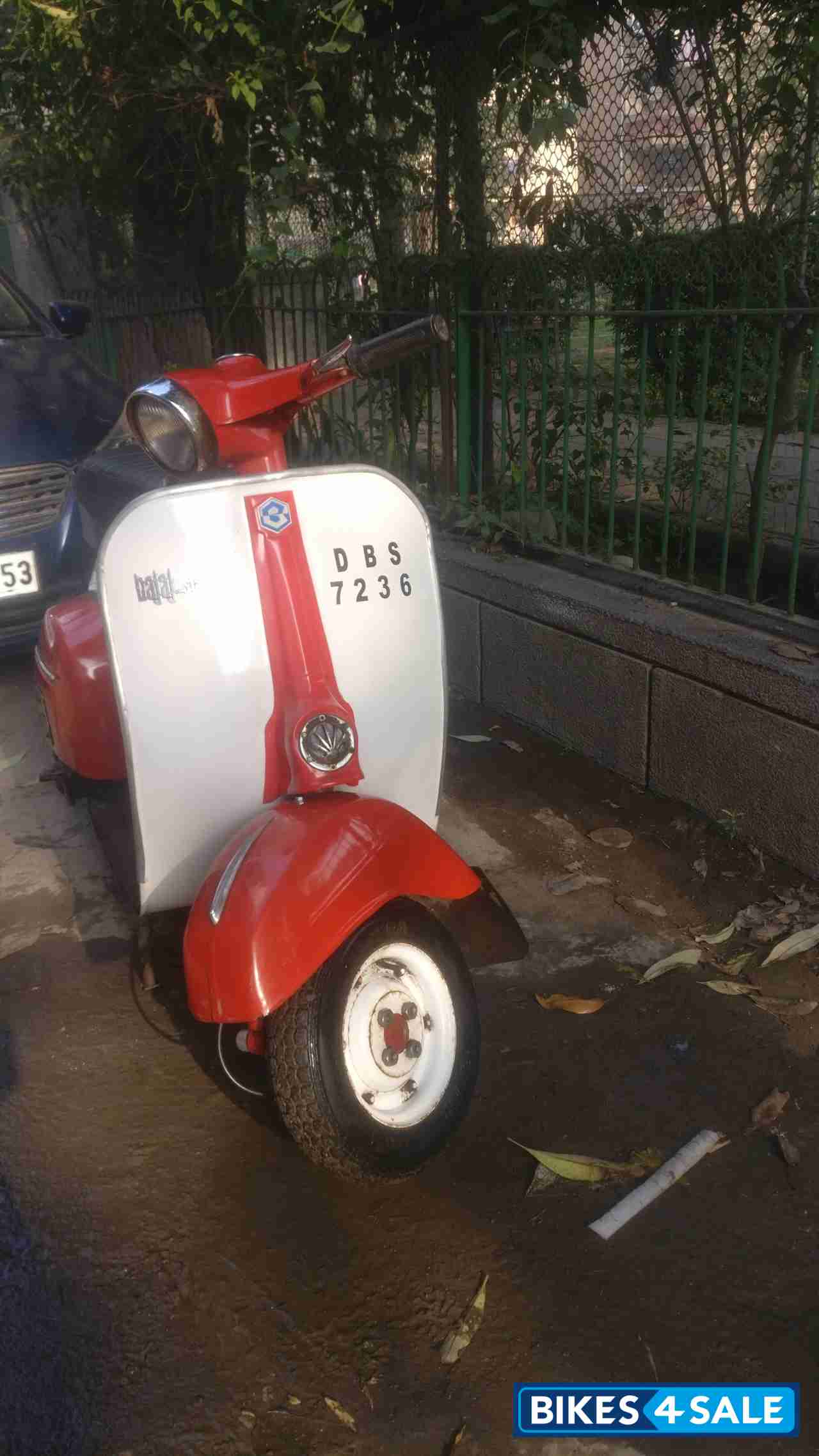 Bajaj Super
