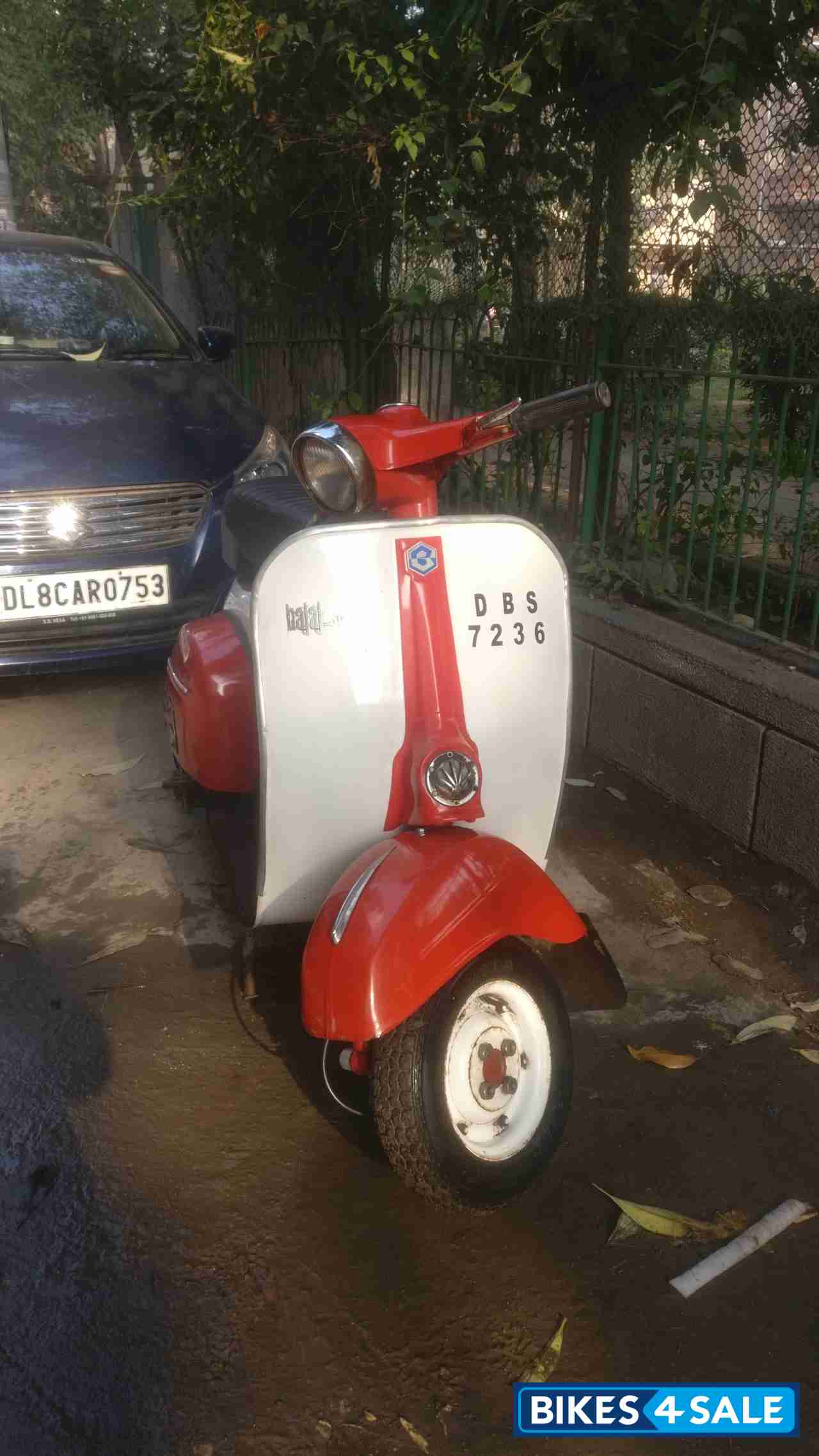 Bajaj Super Bajaj Super