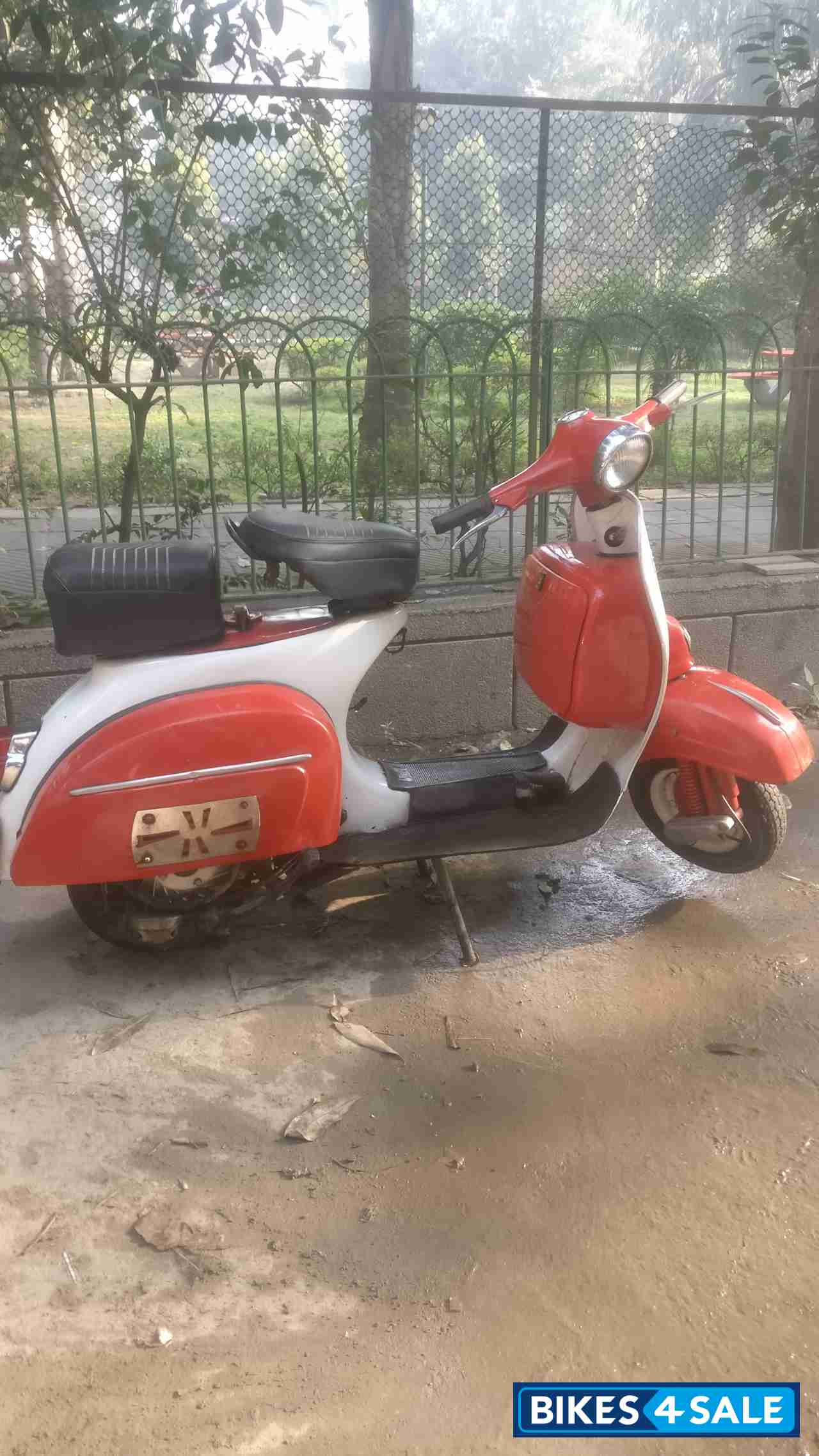 Bajaj Super Bajaj Super