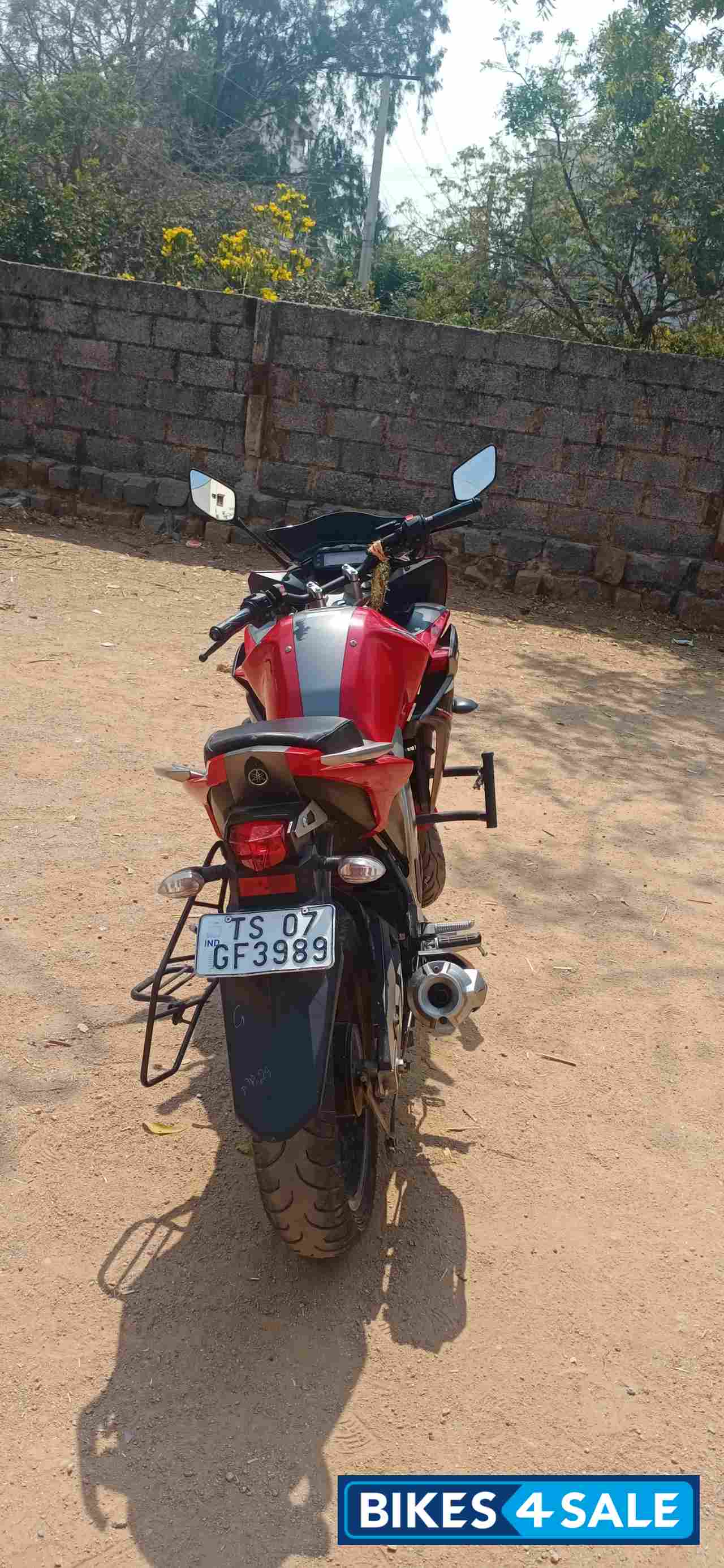 Phoenix Red Yamaha Fazer FI V2 Phoenix Red Yamaha Fazer FI V2