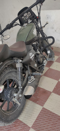 Bajaj Avenger Street 150