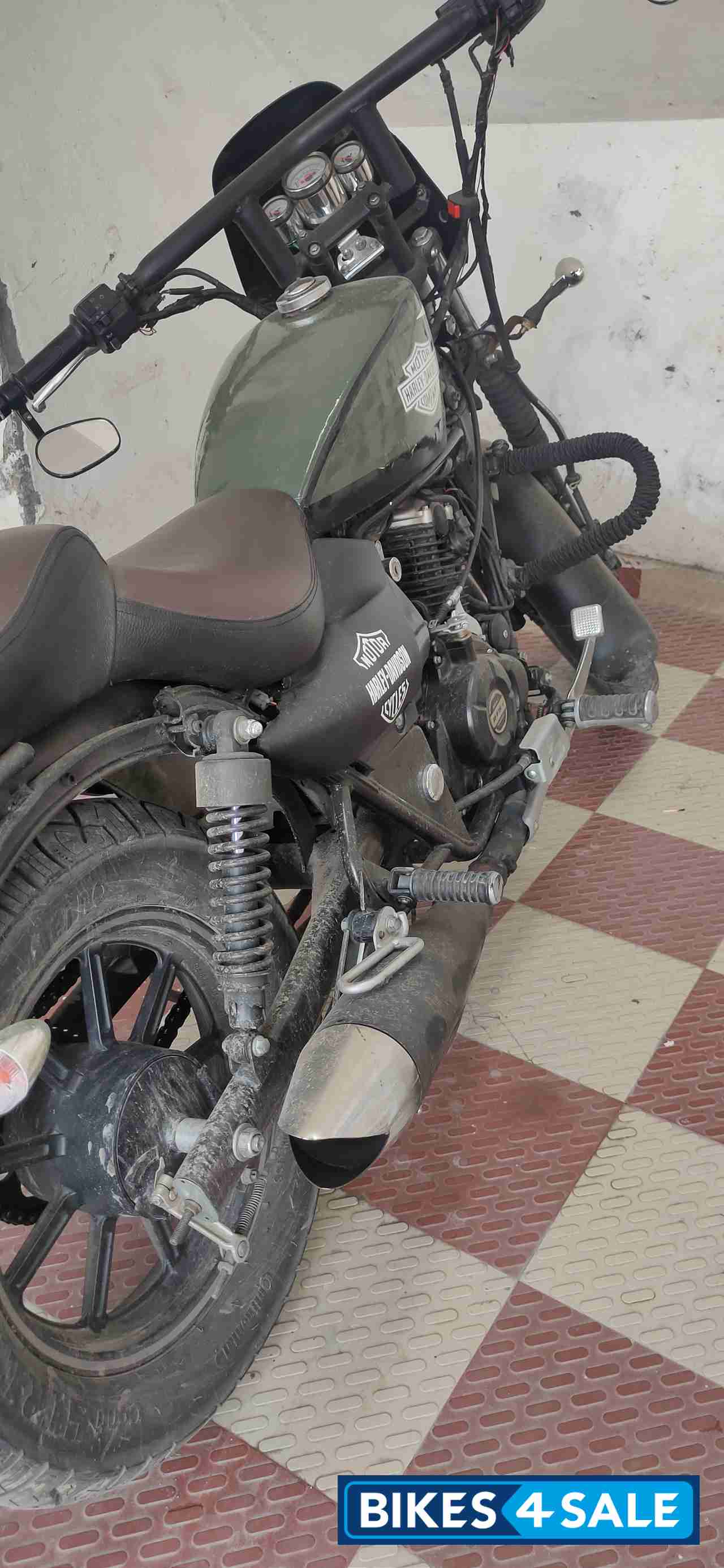 Bajaj Avenger Street 150