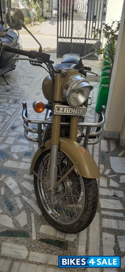 Desert Strom Royal Enfield Classic Desert Storm