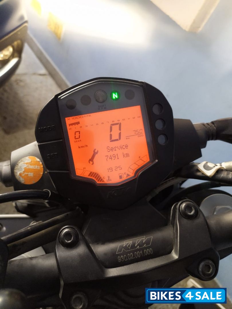 Black, White And Red KTM Duke 250