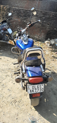Bajaj Avenger 220 DTS-i