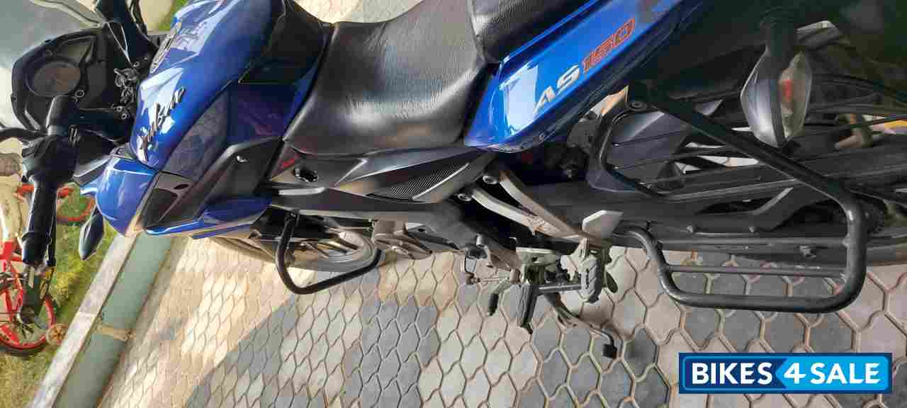 Bajaj Pulsar AS 150