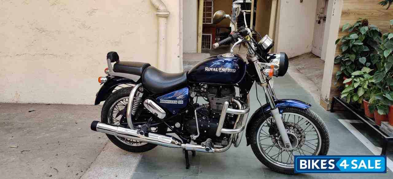 Marine Blue Royal Enfield Thunderbird 500 Marine Blue Royal Enfield Thunderbird 500