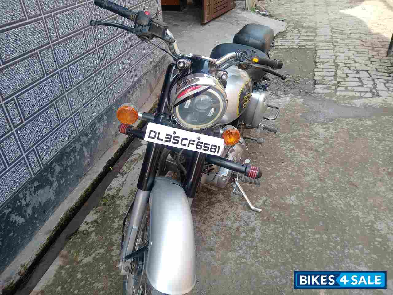 Royal Enfield Classic 350