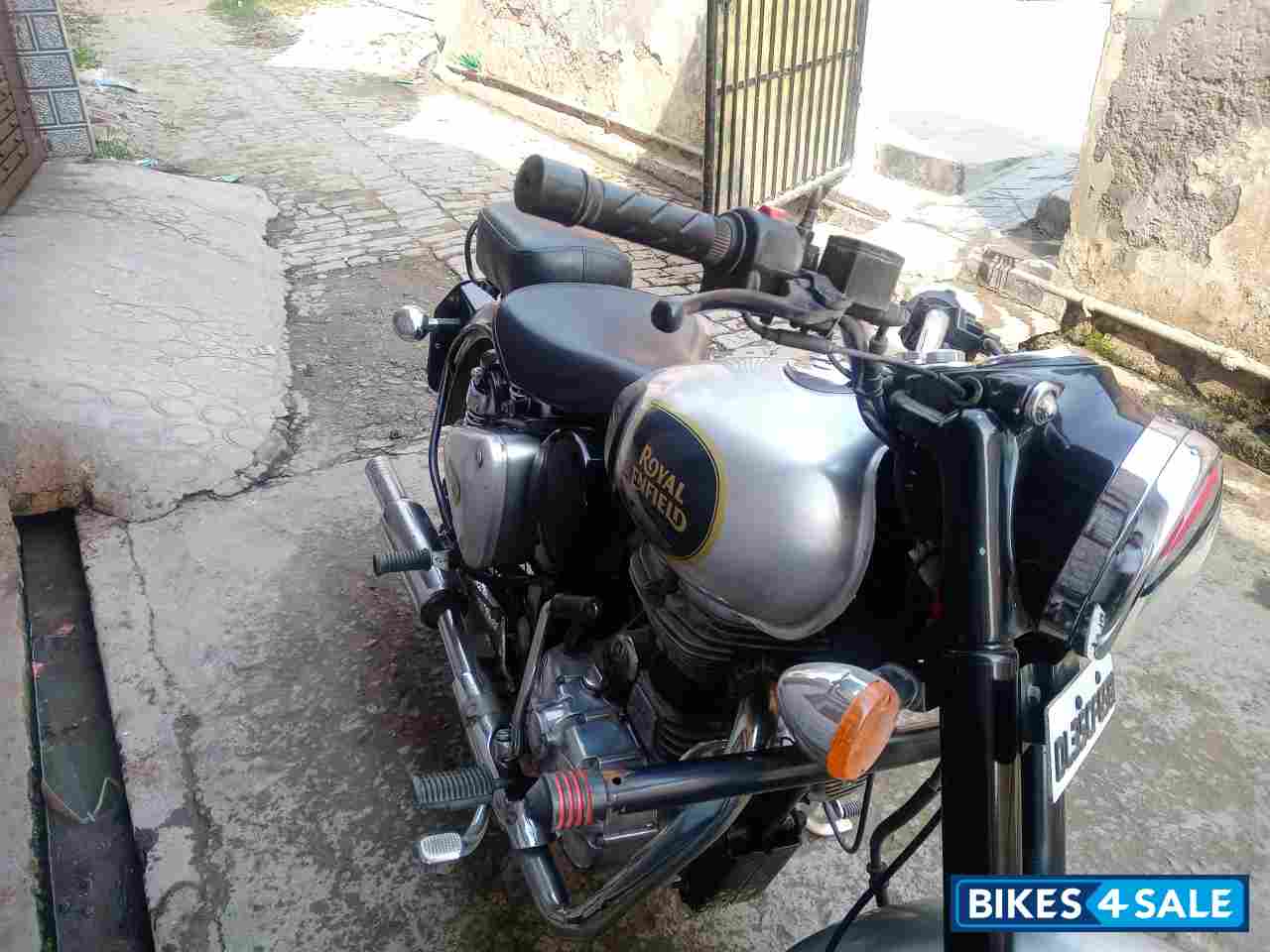 Royal Enfield Classic 350