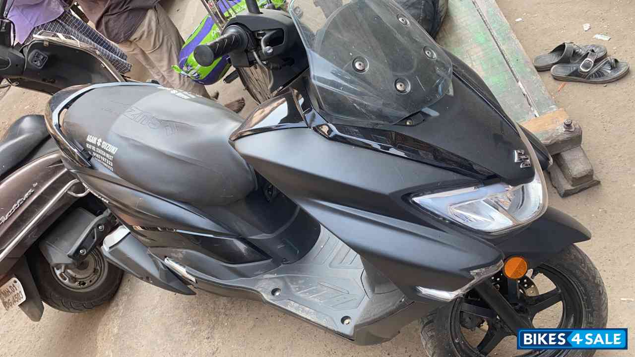 Suzuki Burgman Street