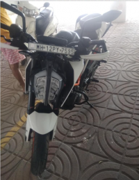 White KTM Duke 390