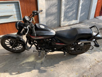 Black Bajaj Avenger Street 220