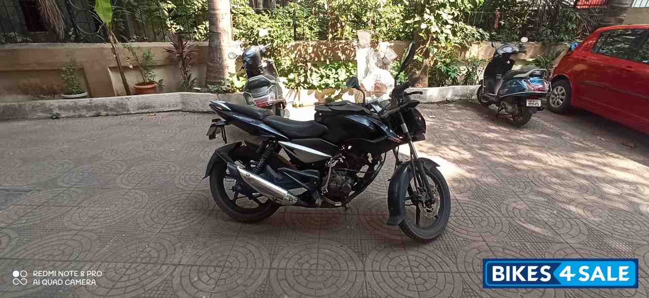 Midnight Black Bajaj Pulsar 135LS