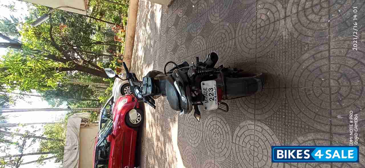 Midnight Black Bajaj Pulsar 135LS