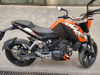 KTM Duke 200