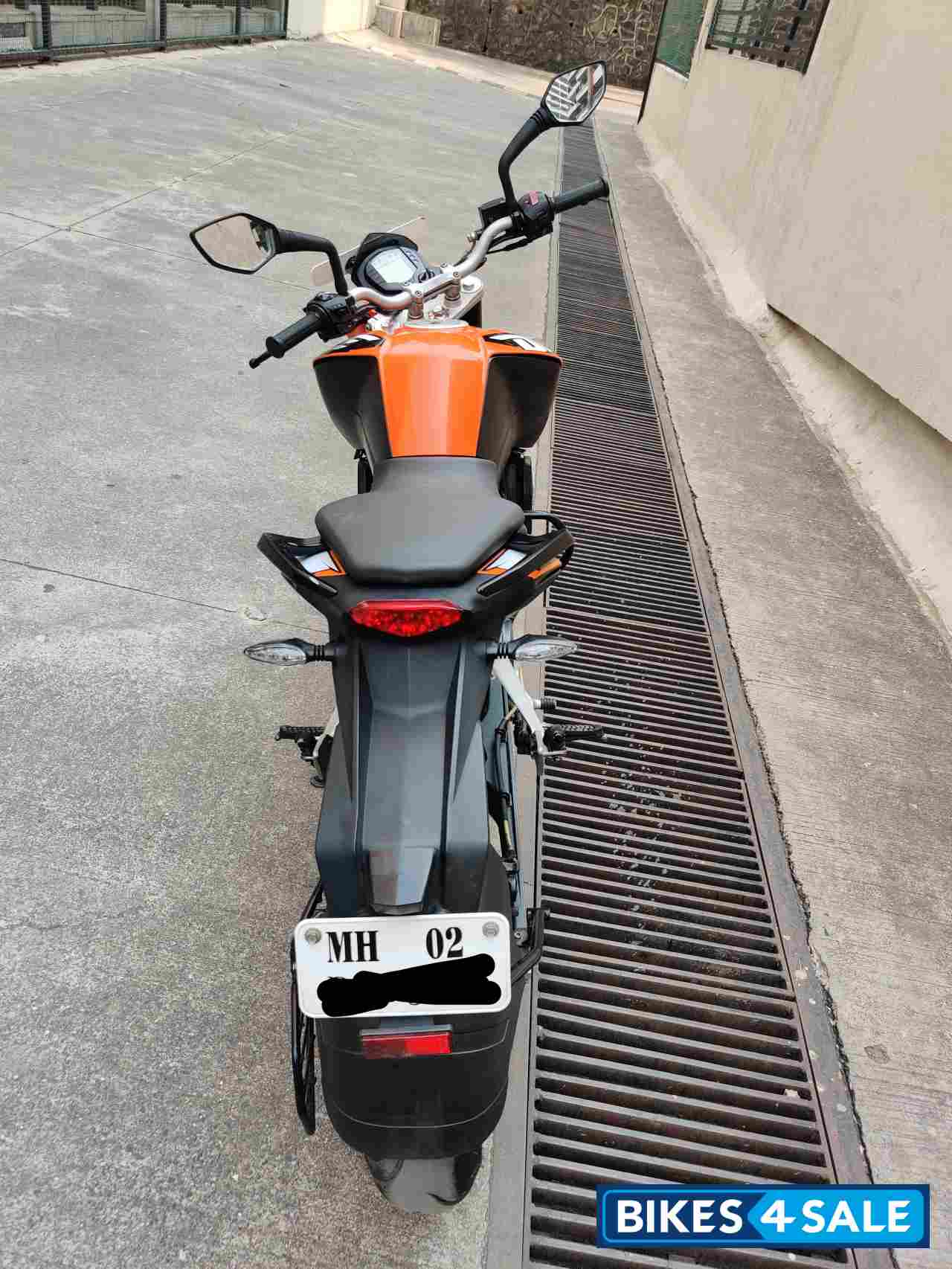 KTM Duke 200