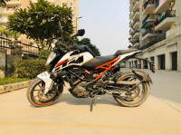 White KTM Duke 250