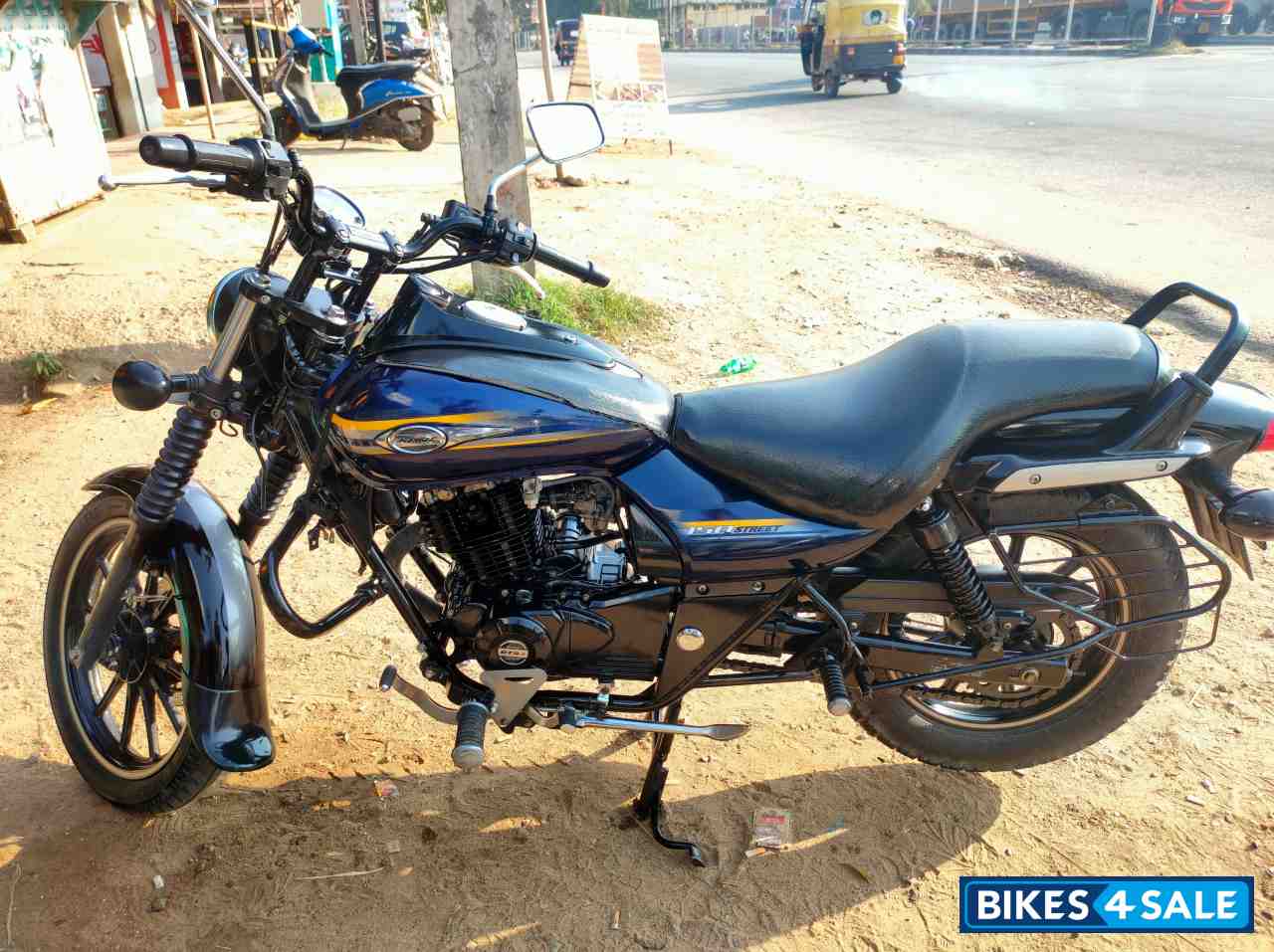 Bajaj Avenger Street 150