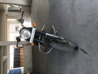 Black Royal Enfield Classic 500
