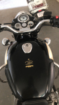 Black Royal Enfield Classic 500