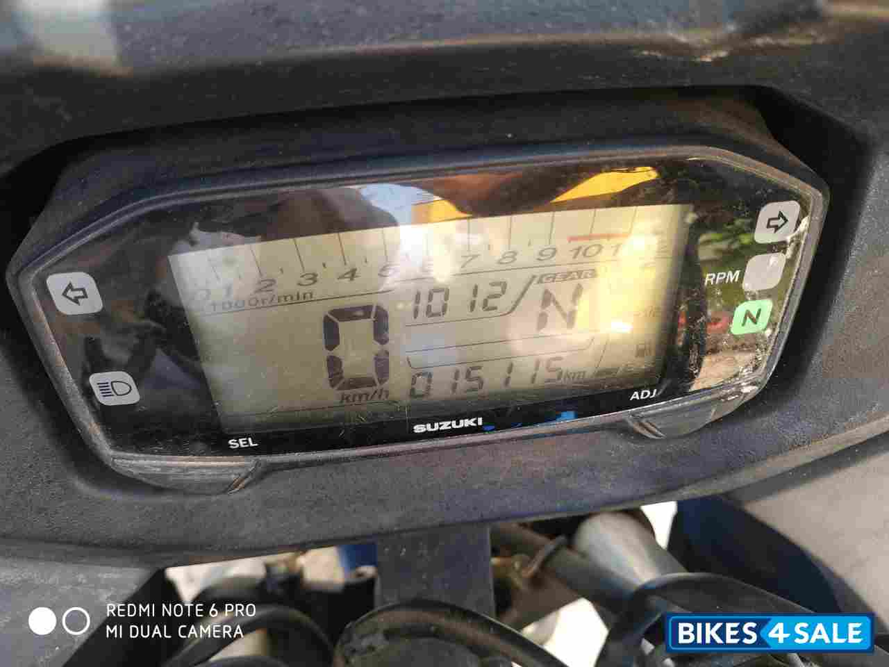 Blue Suzuki Gixxer 150