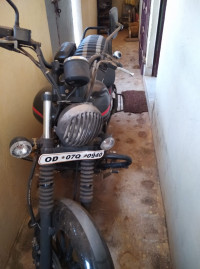 Bajaj Avenger 220 DTS-i