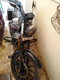 Bajaj Avenger 220 DTS-i